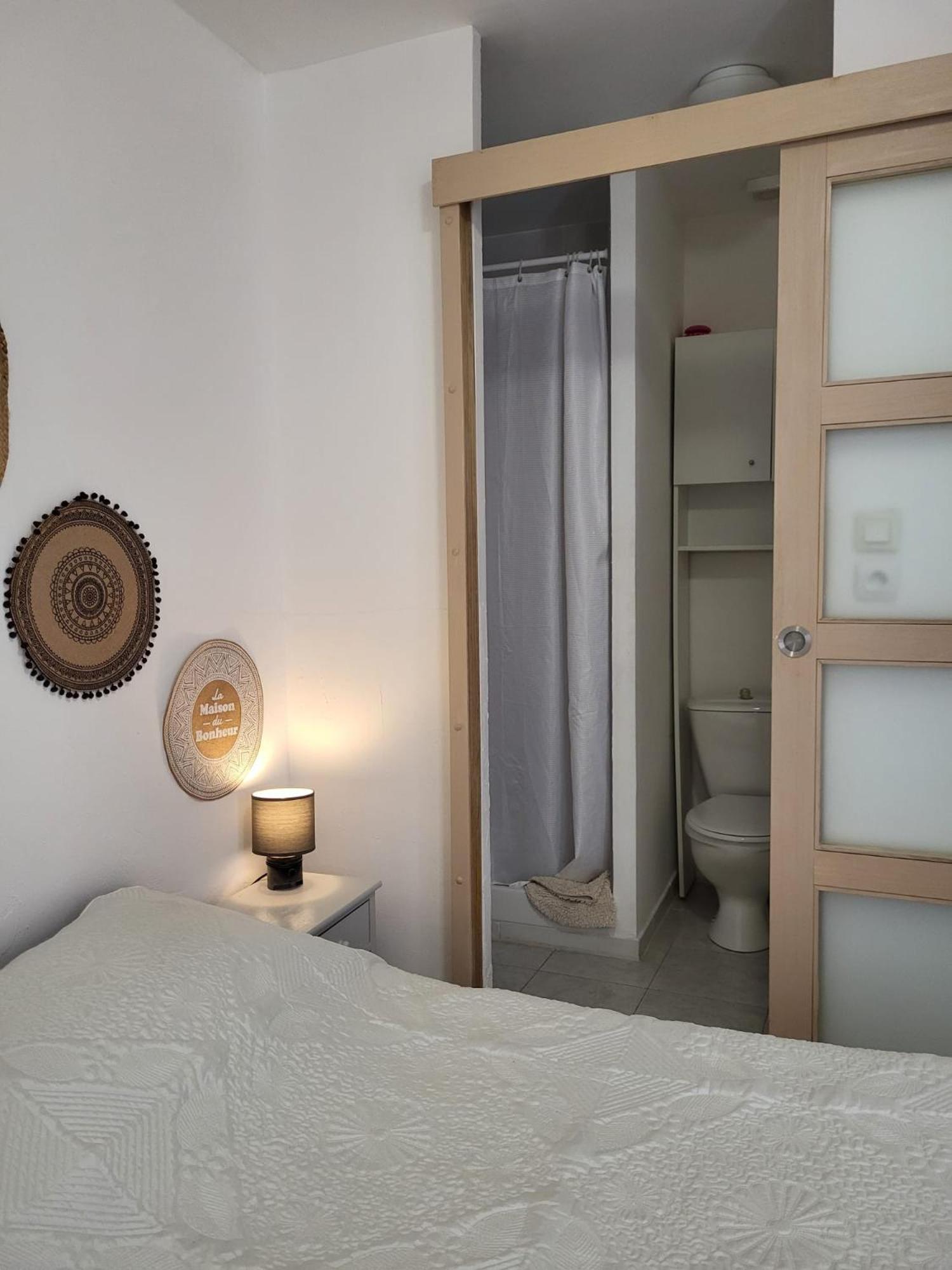 Abrivado Aimargues Apartment Ngoại thất bức ảnh