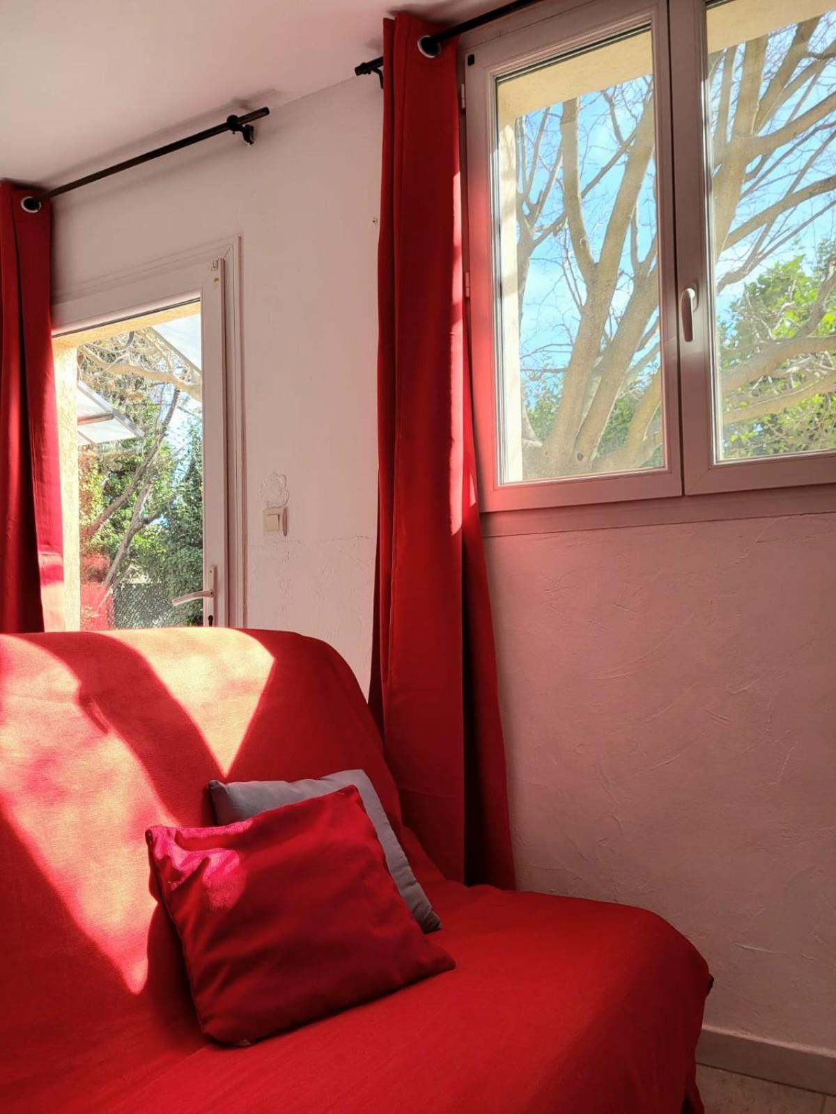 Abrivado Aimargues Apartment Ngoại thất bức ảnh