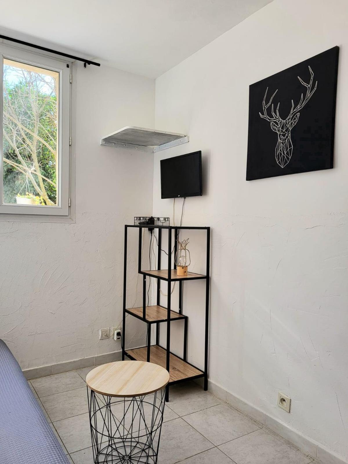 Abrivado Aimargues Apartment Ngoại thất bức ảnh